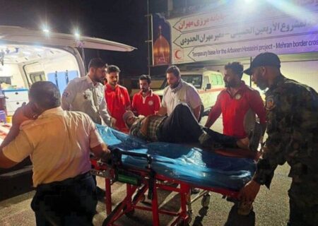 انتقال ۱۵ زائر حادثه‌دیده از عراق به مرز مهران