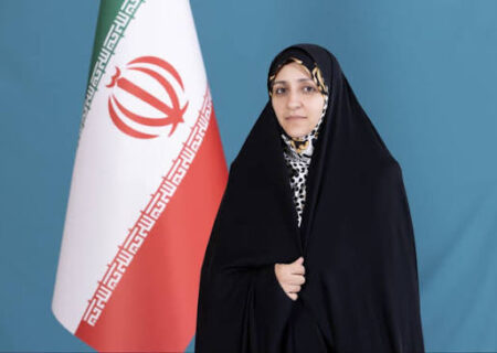 بهروزآذر: صدور گواهینامه موتورسیکلت برای زنان به‌زودی آغاز می‌شود