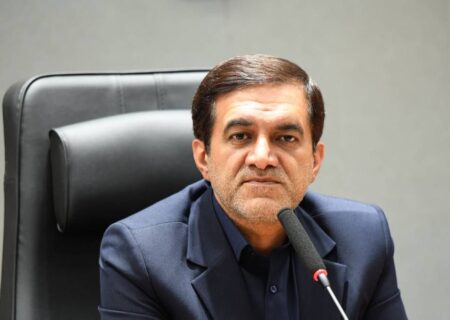 احیای درآمدها و حفظ حقوق کارکنان، از اولویت‌های اداره کل است/ خدمت رسانی و تکریم ارباب رجوع توسط همکاران، شرایط مطلوبی دارد