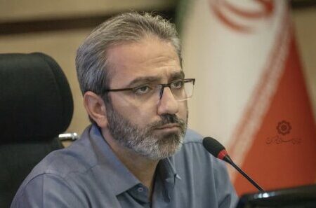 گره ترافیکی محدوده سینما هجرت سریع تر رفع شود