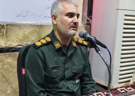 دشمن با تصور فروپاشی نظام، رهبر ایران را هدف قرار داد