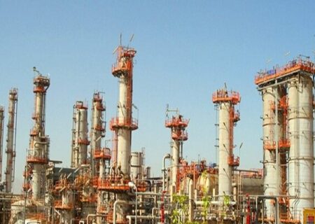 بازگشت ۶۰ درصد ظرفیت پتروشیمی به چرخه تولید؛ زمستان سختی در پیش است