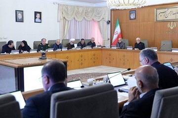تعطیلی پنج‌شنبه ها به دولت واگذار می شود