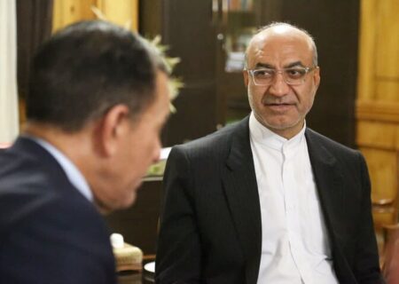 استاندار کرمانشاه: همه مرزها و بازارچه‌های کرمانشاه با عراق فعال است