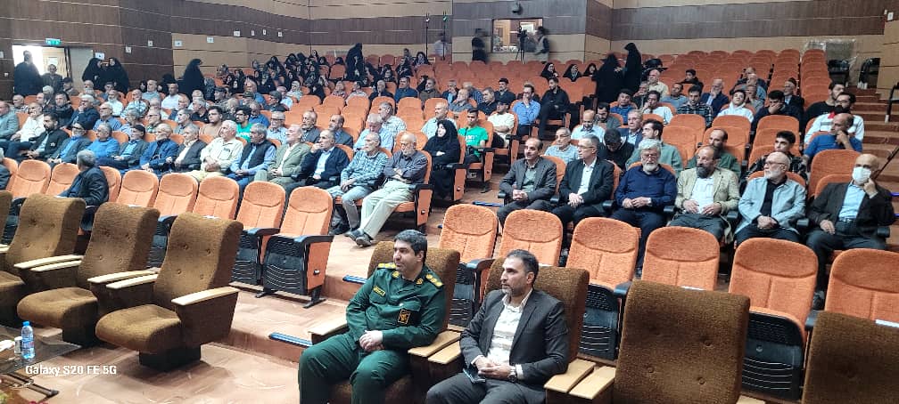 آیتالله طالقانی؛ از سقراط تا گاندی