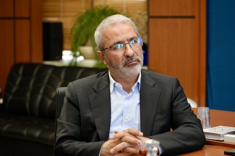 میدان خدمت، جبهه مقابله با ناامیدی مردم است