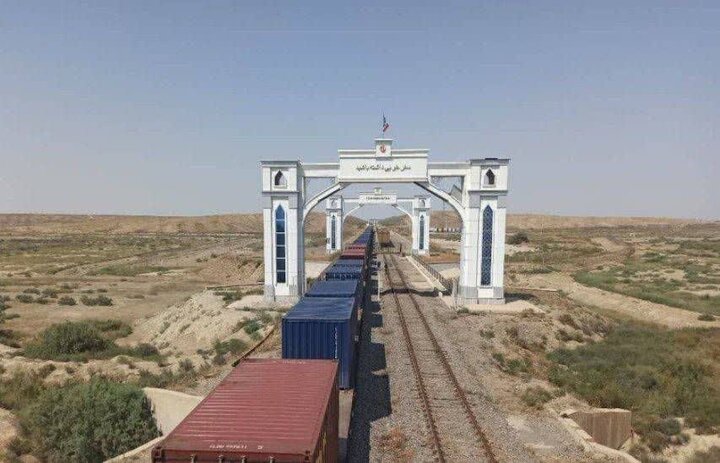 ضعف زیرساخت‌های ریلی و لجستیکی؛ چالش اصلی تجار در اینچه‌برون