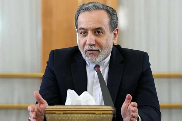 عراقچی: ادعای اخراج دیپلماتهای ایرانی توسط آمریکا عجیب و سخیف است