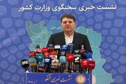 زینی‌وند: دولت در شرایط جنگی اجرای طرح‌های توسعه‌ای را متوقف نکرده است