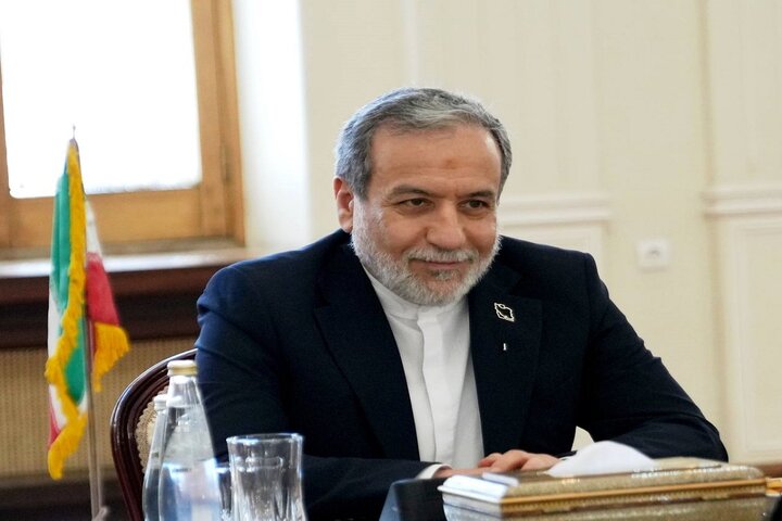 عراقچی: ایران به‌هیچ‌وجه تسلیم نخواهد شد