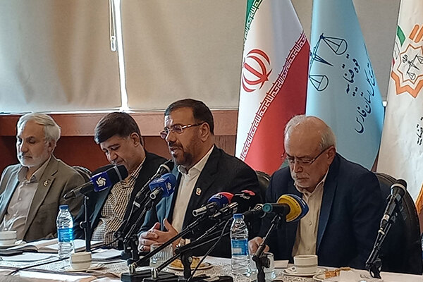 کاغذبازی اداری سرمایهگذاران را خسته کرده است