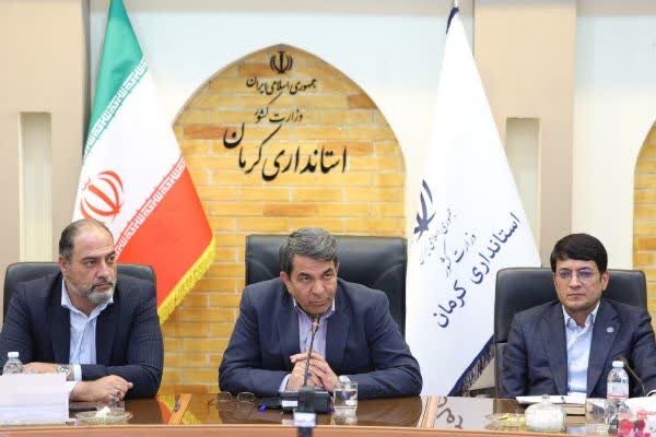 استاندار کرمان: سلامت مردم نباید قربانی زنجیره بدهی‌های نظام سلامت شود
