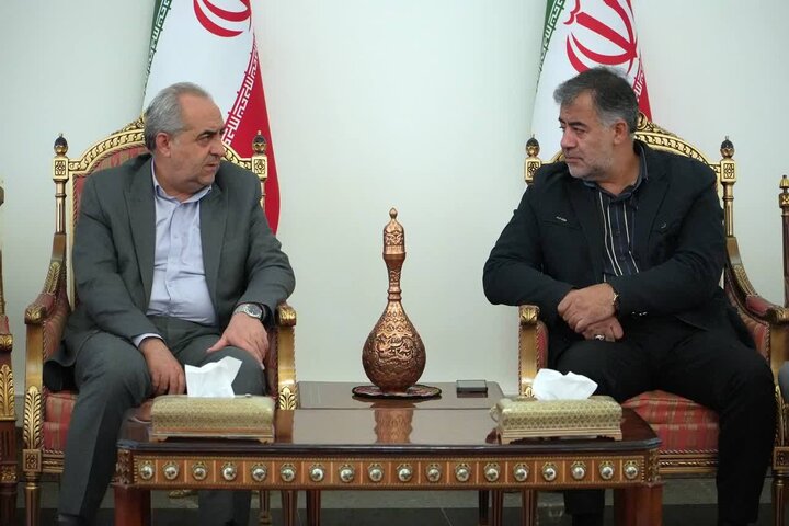 مأموریت سرمست به مدیرکل ورزش آذربایجانشرقی برای پیگیری حقوق تراکتور