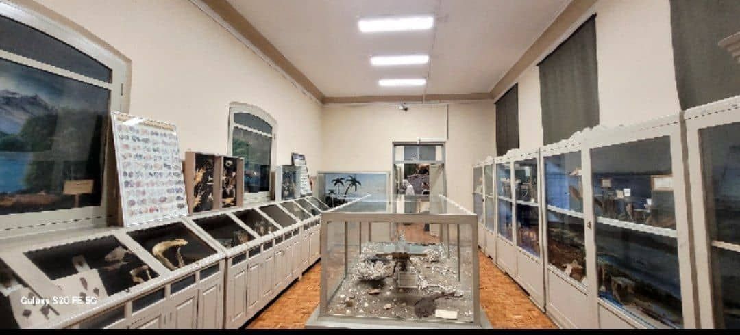 ادای دین به میراث علمی ایران و استاد جلال افشار